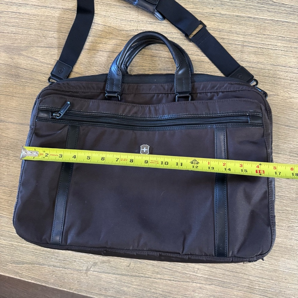 Victorinox Werks‎ Pro 2.0 2 Way Carry Laptop Bag Briefcase Earth Brown - Picture 12 of 16